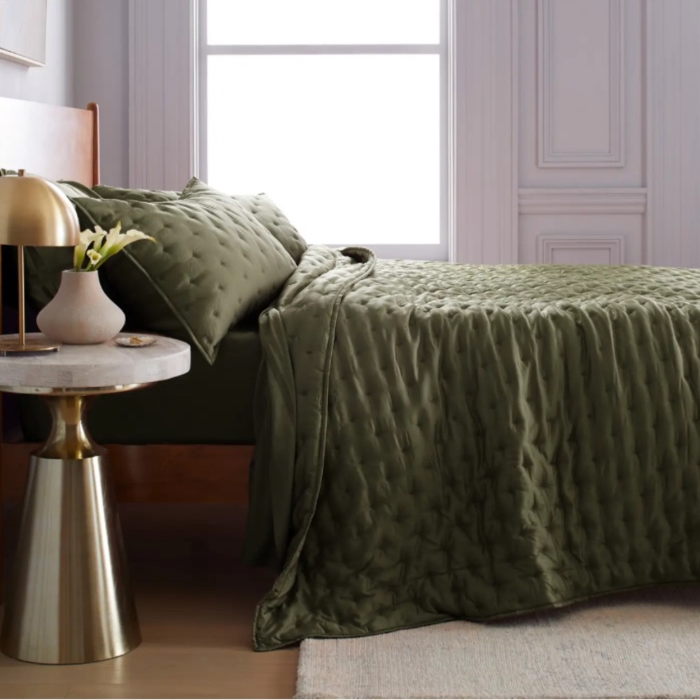 NWT QUINCE Bamboo Quilt King/Cal King Olive 7501 - Picture 5 of 9